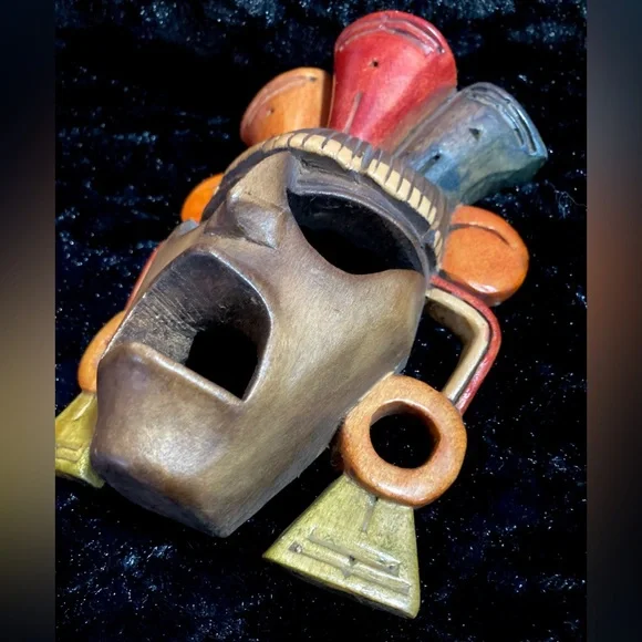 Hand Carved Mayan Wood Mask Aztec Incan Tribal Primitive Wall Decor - Picture 7 of 12